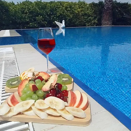 Muhtesem Havuzlu Villa Seferihisar